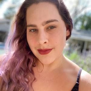 Meet your Posher, Elena